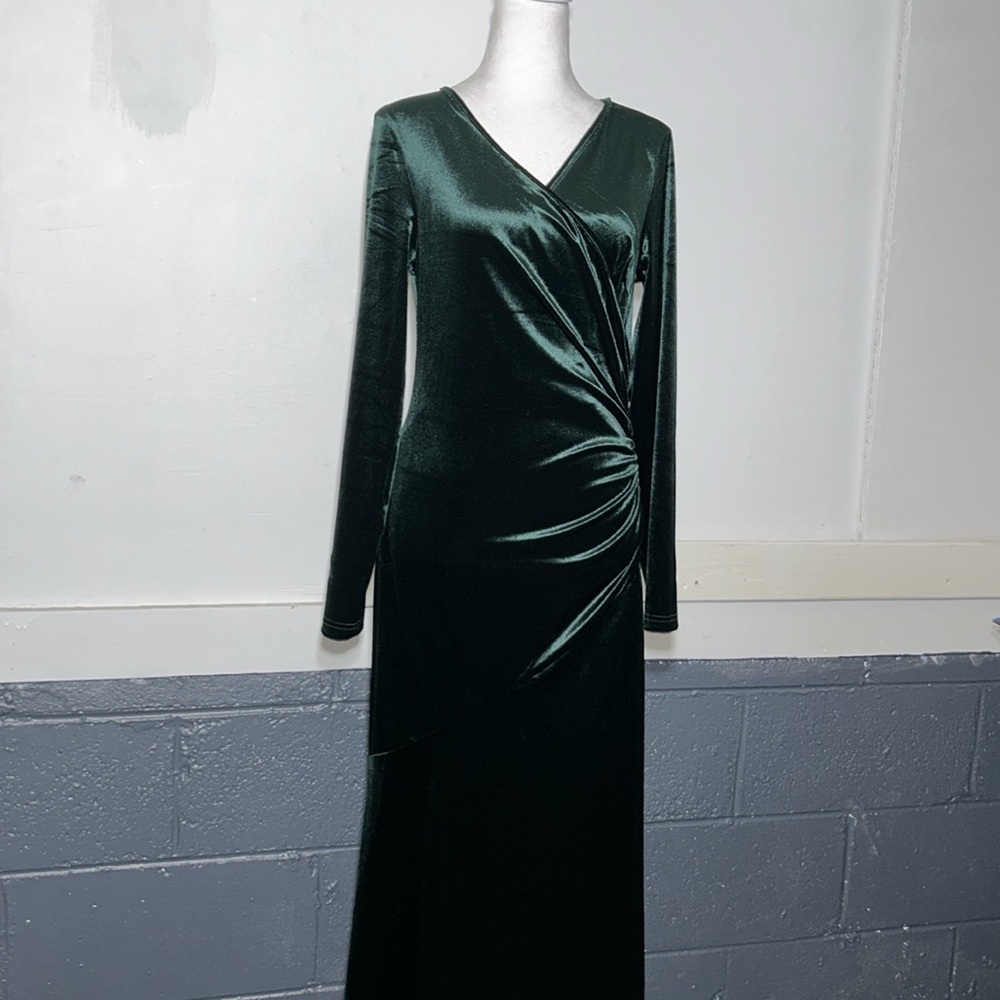 ZABERRY Wrap VNeck Long Sleeve Mermaid Ruched Velvet Cocktail Midi Dress NWOT